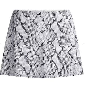 Skims snakeskin skort